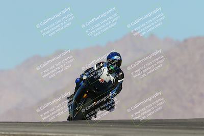 media/Feb-03-2024-SoCal Trackdays (Sat) [[767c60a41c]]/5-Turn 9 Set 2 (1040am)/